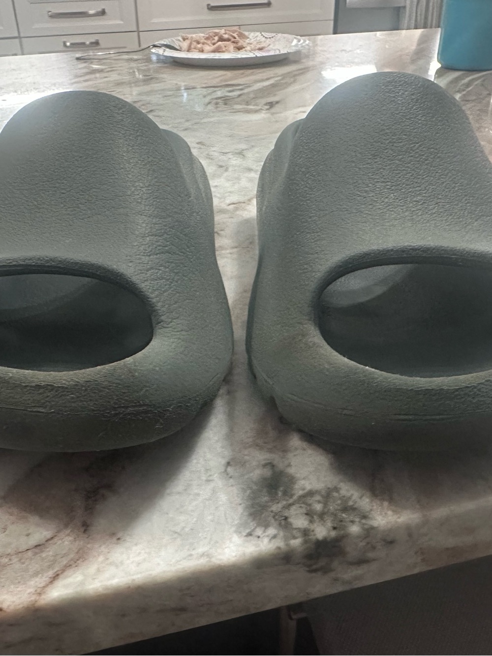 Adidas Yeezy Slides. Kids dark grey. Sandals - Comfortable Slip-On Sandals
